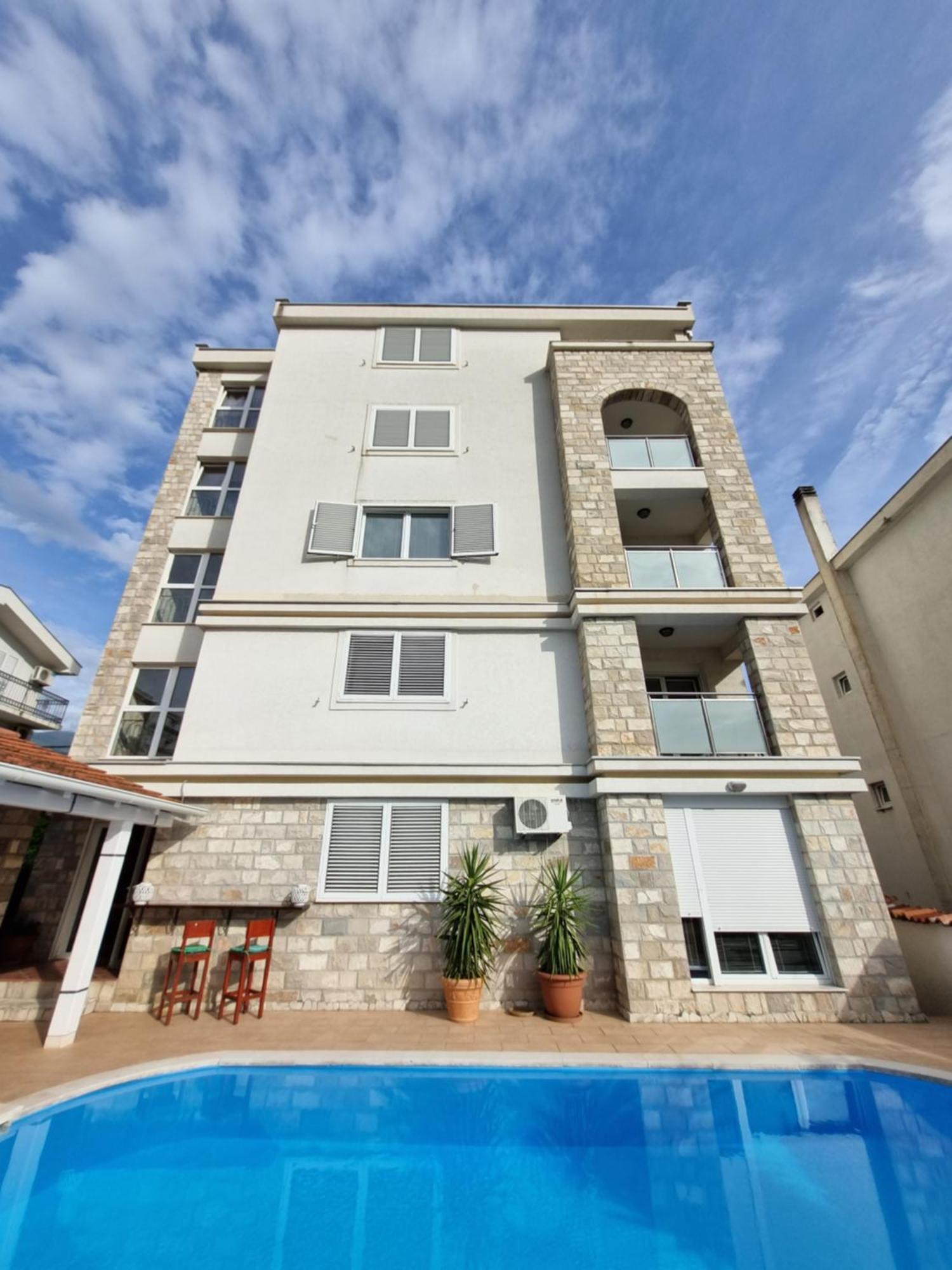 Mila & Aleksandr Apartment Budva